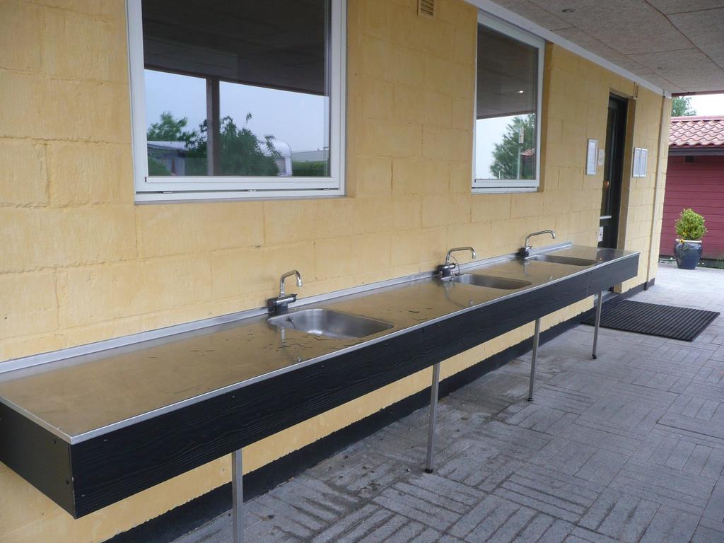 哈泽斯莱乌 Gasevig Strand Camping酒店 外观 照片
